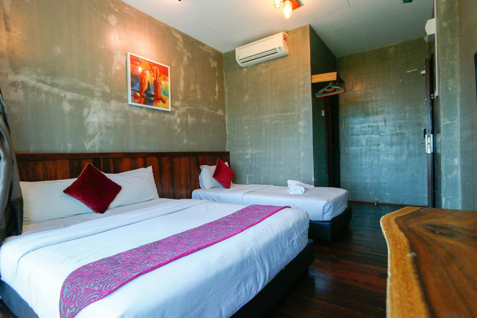 Anggun Hotel Seri Iskandar Ngoại thất bức ảnh